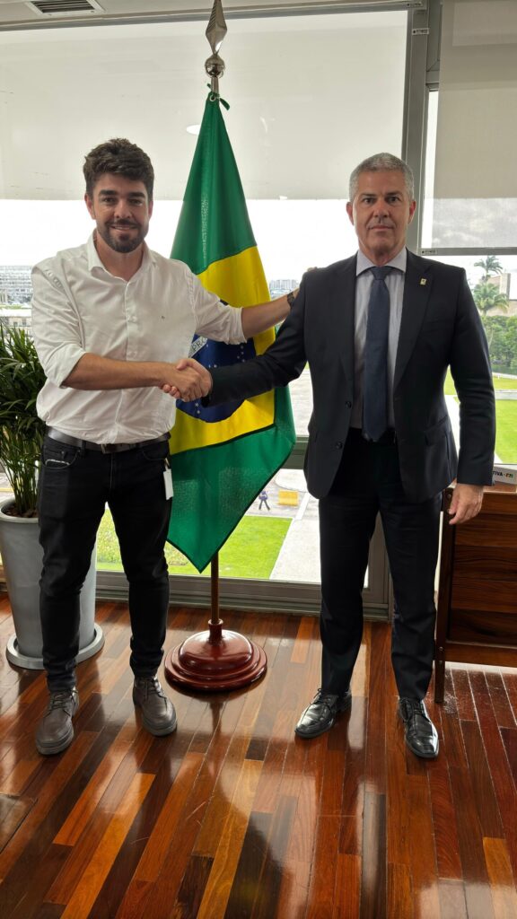 Zé Vitor e o Secretário Adj. de Assuntos Federativos da Presidência da República SEAF/SRI, Margonari Marcos